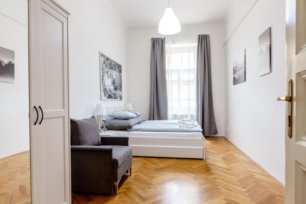 Castle Hotel apartamentowy 3*