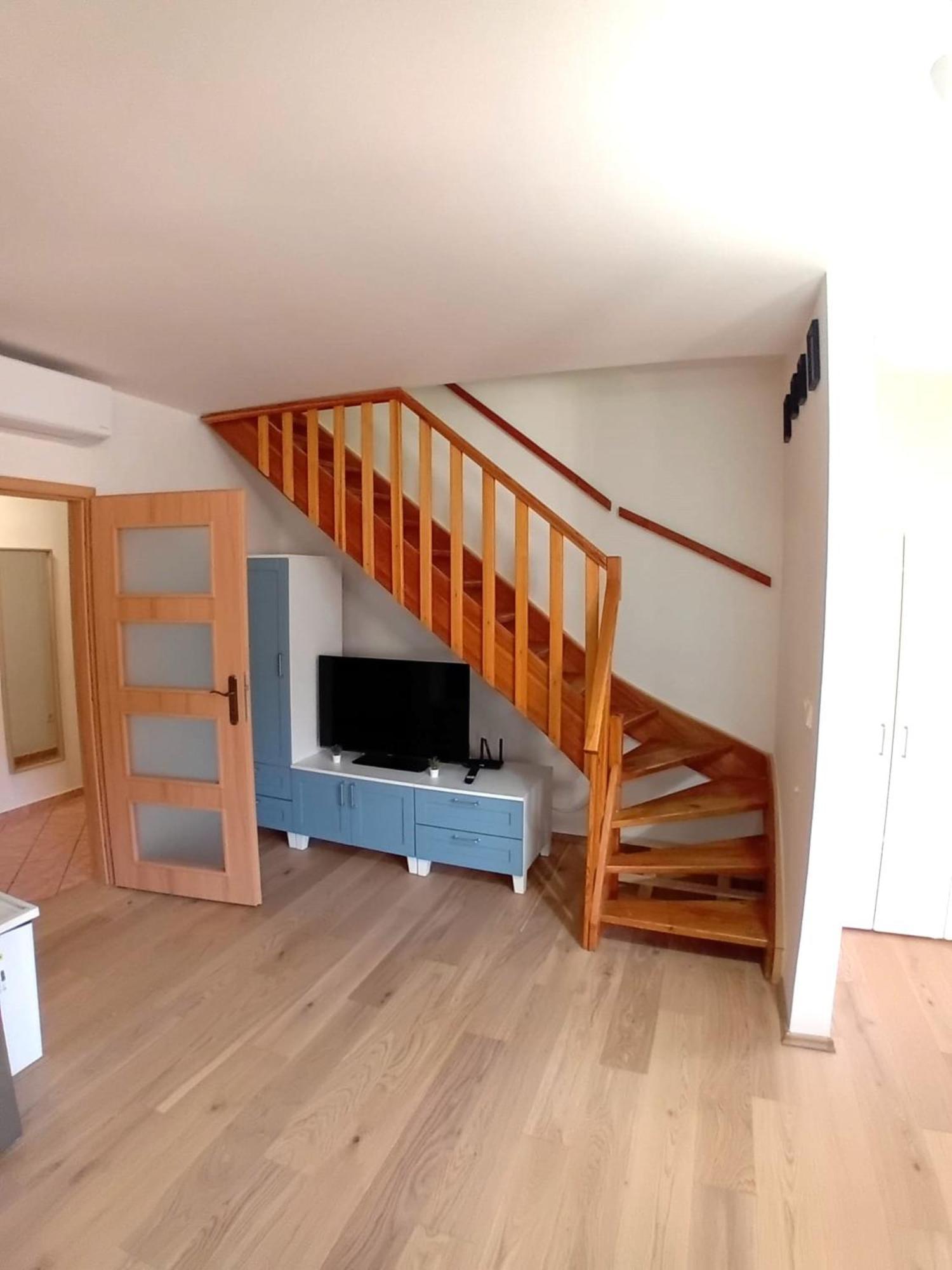Castle Hotel apartamentowy 3*